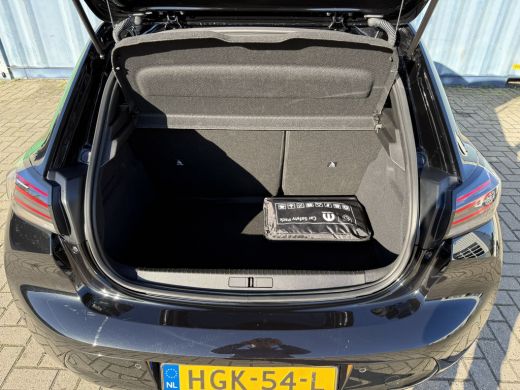 Peugeot 208 1.2 Hybrid 110 e-DCS6 Allure ActivLease financial lease