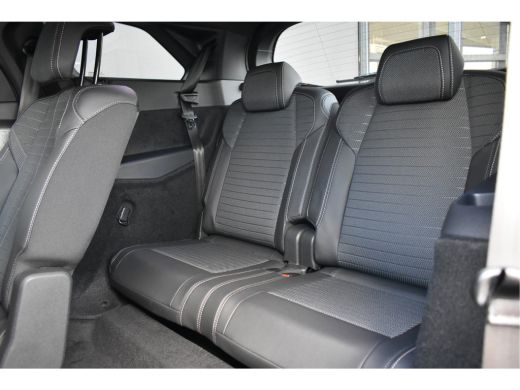 Peugeot 5008 1.2 Hybrid 145pk Allure 7p. | Afn. Trekhaak | Navigatie | Half-Leder | 360 Camera | Full-LED | Ke... ActivLease financial lease