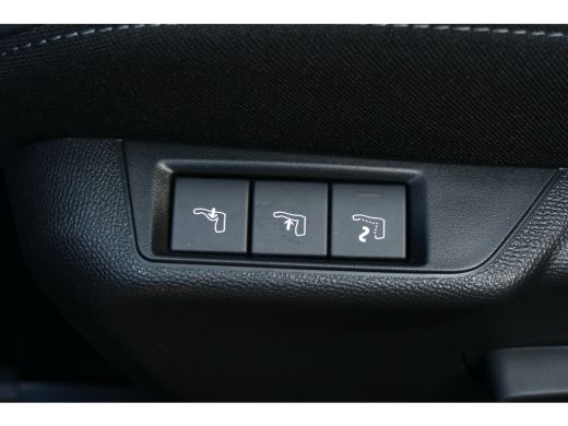 Peugeot e-2008 EV 156PK 54KWH GT AUTOMAAT / NAVI / ALCANTARA / CLIMA / PDC / 18"LMV / CAMERA / WARMTEPOMP / FULL... ActivLease financial lease