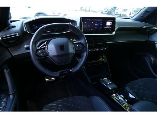Peugeot e-2008 EV 156PK 54KWH GT AUTOMAAT / NAVI / ALCANTARA / CLIMA / PDC / 18"LMV / CAMERA / WARMTEPOMP / FULL... ActivLease financial lease