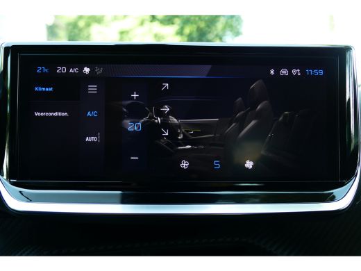 Peugeot e-2008 EV 156PK 54KWH GT AUTOMAAT / NAVI / ALCANTARA / CLIMA / PDC / 18"LMV / CAMERA / WARMTEPOMP / FULL... ActivLease financial lease