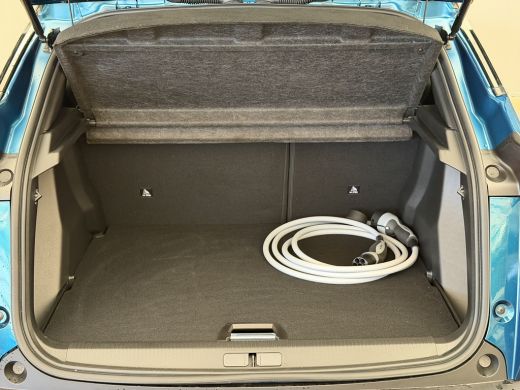 Peugeot e-2008 EV GT Avantage 54 kWh 8 Jaar Garantie | Warmtepomp | Alcantara | Adaptive Cruise | Stoelverwarmin... ActivLease financial lease