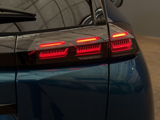 Peugeot e-2008 EV GT Avantage 54 kWh 8 Jaar Garantie | Warmtepomp | Alcantara | Adaptive Cruise | Stoelverwarmin... ActivLease financial lease