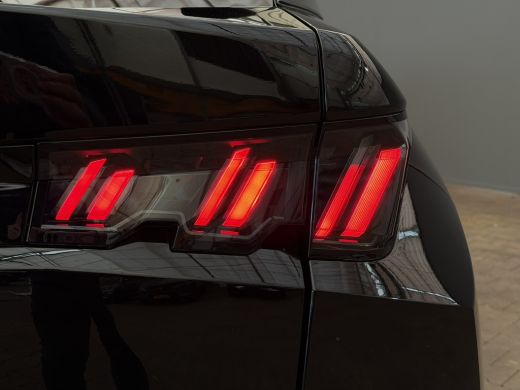 Peugeot e-3008 Allure Avantage 210 73 kWh Navigatie | Cruise | Camera | Climate | Apple Carplay/Android Auto | |... ActivLease financial lease