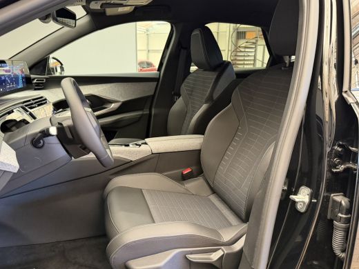 Peugeot e-3008 Allure Avantage 210 73 kWh Navigatie | Cruise | Camera | Climate | Apple Carplay/Android Auto | |... ActivLease financial lease