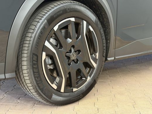 Peugeot e-3008 Allure Avantage 210 73 kWh Navigatie | Cruise | Camera | Climate | Apple Carplay/Android Auto | |... ActivLease financial lease