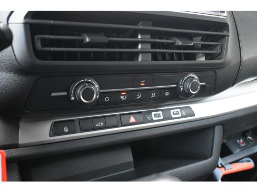 Peugeot Expert 2.0 L2H1 145pk DEMO-DEAL! | Navigatie | Achteruitrijcamera | Airco | Cruise Control | Parkeersens... ActivLease financial lease