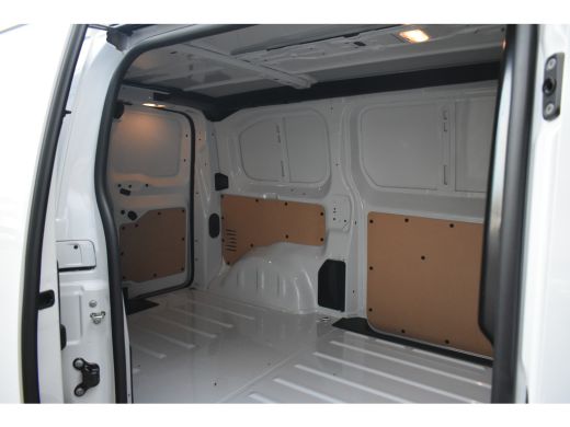 Peugeot Expert 2.0 L2H1 145pk DEMO-DEAL! | Navigatie | Achteruitrijcamera | Airco | Cruise Control | Parkeersens... ActivLease financial lease