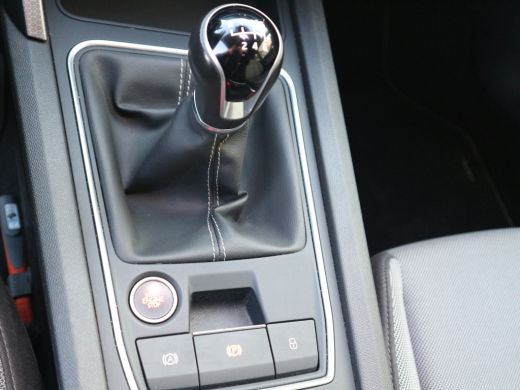 Seat Leon 1.0 TSI Style Business Intense virtual clima ActivLease financial lease