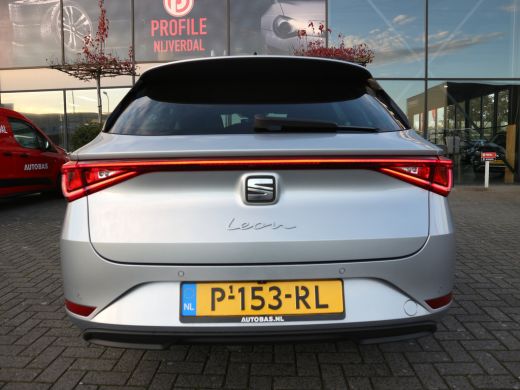 Seat Leon 1.0 TSI Style Business Intense virtual clima ActivLease financial lease