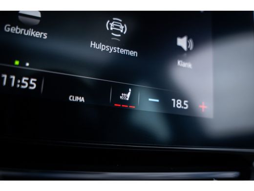 Skoda Octavia Combi 1.0 e-TSI Business Edition Plus | Elektrisch glazen panorama-dak | Trekhaak uitklapbaar | V... ActivLease financial lease