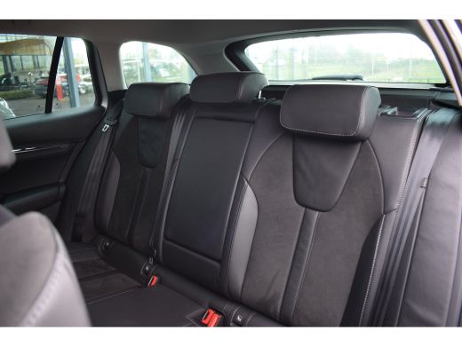 Skoda Octavia Combi 1.0 e-TSI Business Edition Plus | Trekhaak | Half Leer | Stuur- en Stoelverw. ActivLease financial lease