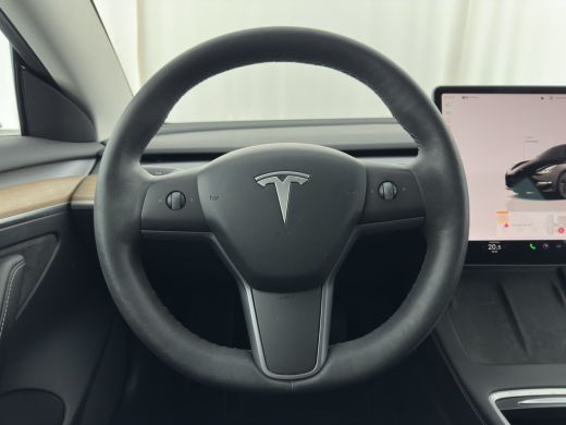 Tesla Model 3 Standard RWD Plus 60 kWh [ 3-Fase ] { SOH-90%} (INCL-BTW) Aut. *PANO | AUTO-PILOT | LUXURY-LEATHE... ActivLease financial lease