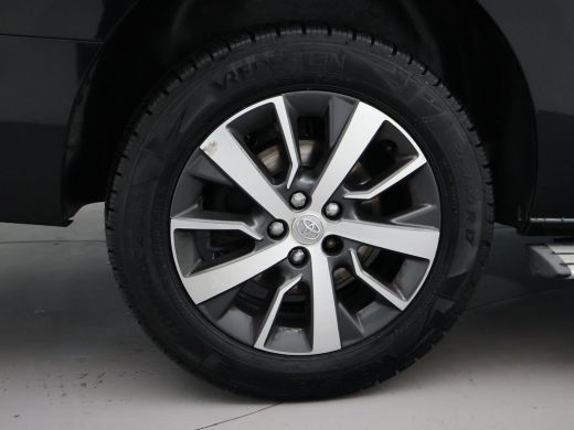 Toyota ProAce 2.0 D-4D 180 PK AUT. BLACK PLATINUM + LEDER STOELVERW. | CAMERA | TREKHAAK| NAVIGATIE | TREEPLANKEN ActivLease financial lease