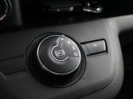 Toyota ProAce 2.0 D-4D 180 PK AUT. BLACK PLATINUM + LEDER STOELVERW. | CAMERA | TREKHAAK| NAVIGATIE | TREEPLANKEN ActivLease financial lease