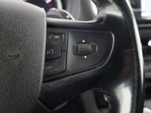 Toyota ProAce 2.0 D-4D 180 PK AUT. BLACK PLATINUM + LEDER STOELVERW. | CAMERA | TREKHAAK| NAVIGATIE | TREEPLANKEN ActivLease financial lease