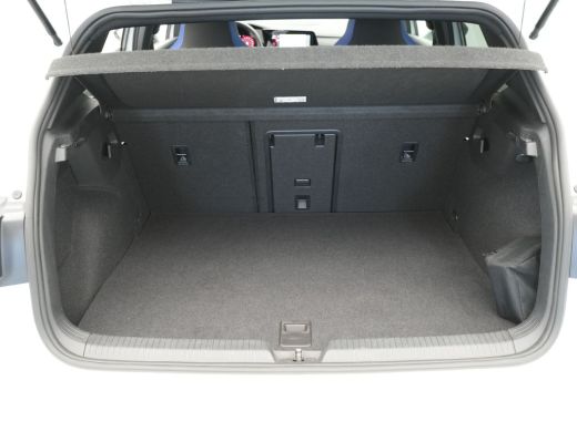 Volkswagen Golf 1.4 eHybrid 245pk GTE Panorama Navigatie Camera Stoelverwarming Carplay 193 ActivLease financial lease