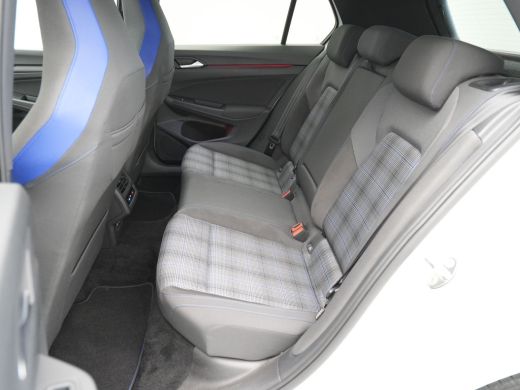 Volkswagen Golf 1.4 eHybrid 245pk GTE Panorama Navigatie Camera Stoelverwarming Carplay 193 ActivLease financial lease