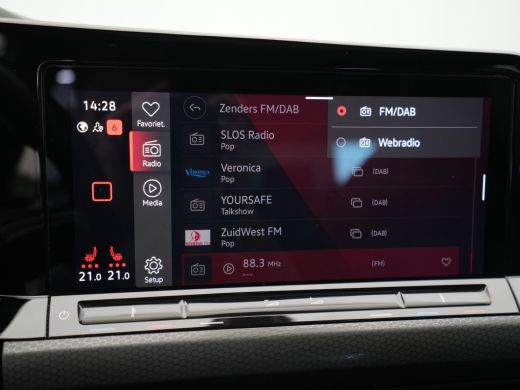 Volkswagen Golf 1.4 eHybrid 245pk GTE Panorama Navigatie Camera Stoelverwarming Carplay 193 ActivLease financial lease