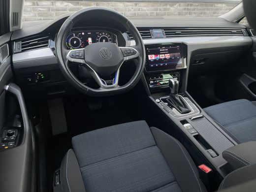 Volkswagen Passat Variant 1.4 TSI PHEV GTE Business | Elek Trekhaak | Virtual | LED | Camera | Carplay | Navi ActivLease financial lease