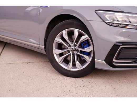 Volkswagen Passat Variant 1.4 TSI PHEV GTE Business | Elek Trekhaak | Virtual | LED | Camera | Carplay | Navi ActivLease financial lease