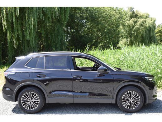 Volkswagen Tiguan 1.5 eTSI DSG LIFE CAMERA/NAV/TREKHAAK ActivLease financial lease