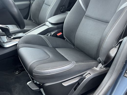 Volvo  V40 T2 Polar+ | Cruise control | Stoelverwarming | LED | 16'' Velgen | Parkeersensoren achter | Navig... ActivLease financial lease