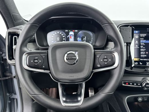 Volvo  XC40 T5 Recharge R-Design | 19" | Leder/Nubuck | Panoramadak | Trekhaak | Adaptieve cruise | Stoel/stu... ActivLease financial lease