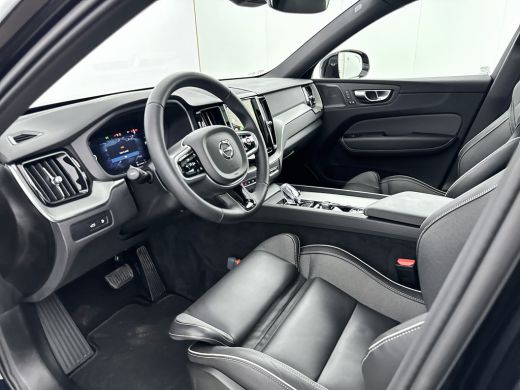 Volvo  XC60 T6 Recharge Plus Black Edition | 21" | 360 Camera | Trekhaak | Harman Kardon | Full LED | Sportst... ActivLease financial lease