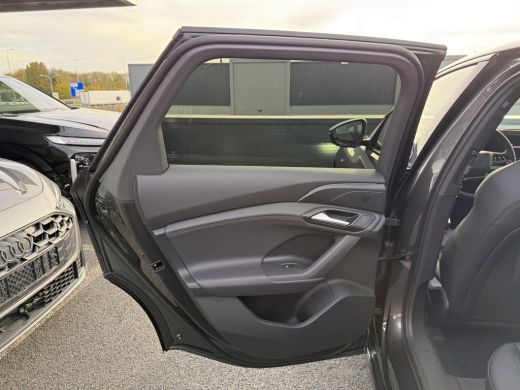 Audi A6 Avant e-tron Avant e-tron Advanced edition performance 100 kWh 367 pk | Tech Plus | Sportstoelen | Optiek zwart ActivLease financial lease