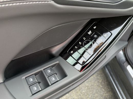 Audi A6 Avant e-tron Avant e-tron Advanced edition performance 100 kWh 367 pk | Tech Plus | Sportstoelen | Optiek zwart ActivLease financial lease