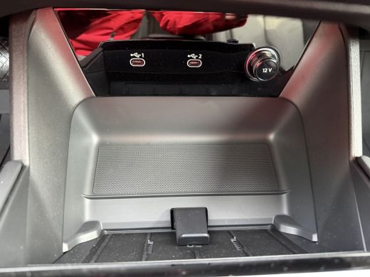 Audi A6 Avant e-tron Avant e-tron Advanced edition performance 100 kWh 367 pk | Tech Plus | Sportstoelen | Optiek zwart ActivLease financial lease