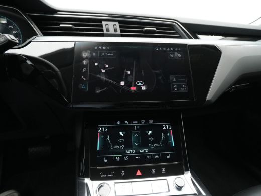 Audi e-tron 55 quattro 408pk S-Line edition 95 kWh Navigatie Camera Stoelverwarming Head up Acc 4 ActivLease financial lease