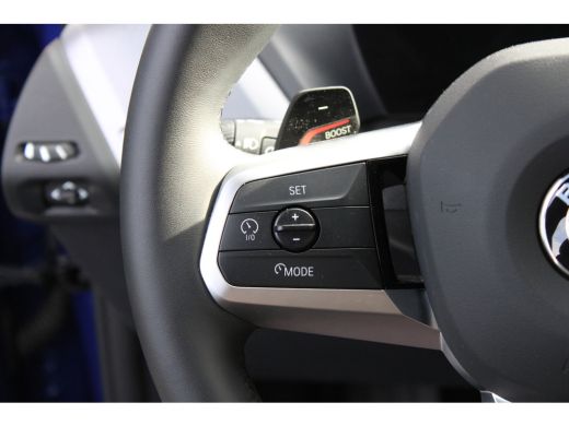 BMW 1 Serie 120 M Sport Automaat / Sportstoelen / Achteruitrijcamera / M Adaptief onderstel / Stoelverwarming ActivLease financial lease