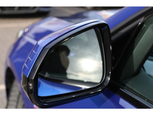 BMW 1 Serie 120 M Sport Automaat / Sportstoelen / Achteruitrijcamera / M Adaptief onderstel / Stoelverwarming ActivLease financial lease