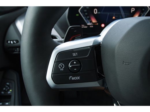 BMW 2 Serie 220 M Sport Automaat / Trekhaak / Sportstoelen / M Adaptief onderstel / Achteruitrijcamera / Comf... ActivLease financial lease