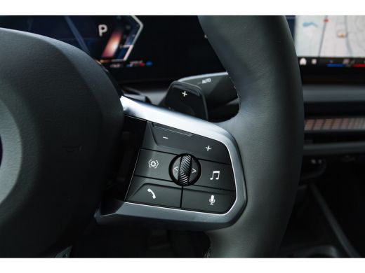 BMW 2 Serie 220 M Sport Automaat / Trekhaak / Sportstoelen / M Adaptief onderstel / Achteruitrijcamera / Comf... ActivLease financial lease