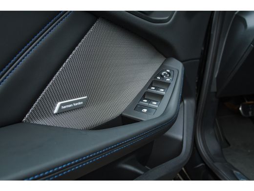 BMW 2 Serie 220 M Sport Automaat / Trekhaak / Sportstoelen / M Adaptief onderstel / Achteruitrijcamera / Comf... ActivLease financial lease