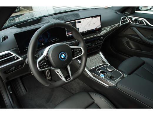 BMW i4 eDrive40 High Executive M Sport / Schuif-kanteldak / M Adaptief onderstel / Comfort Access / Adap... ActivLease financial lease