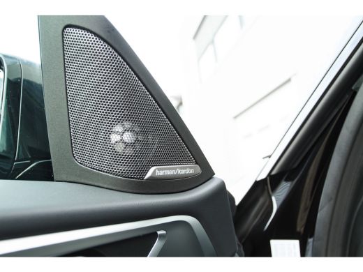 BMW i4 eDrive40 High Executive M Sport / Schuif-kanteldak / M Adaptief onderstel / Comfort Access / Adap... ActivLease financial lease