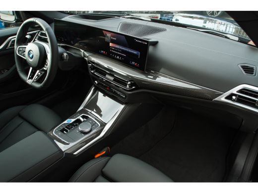 BMW i4 eDrive40 High Executive M Sport / Schuif-kanteldak / M Adaptief onderstel / Comfort Access / Adap... ActivLease financial lease