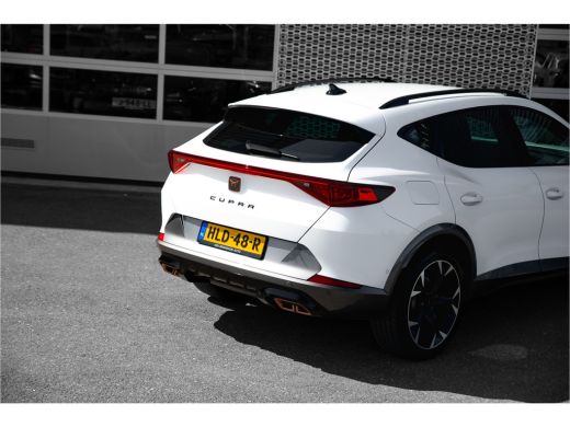 CUPRA Formentor 1.4 e-Hybrid VZ 245 PK Performance | Trekhaak | Carplay | Camera | Stoel en Stuurverwarming l Dod... ActivLease financial lease