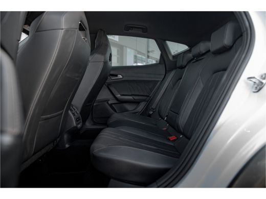 CUPRA Formentor 1.4 e-Hybrid VZ 245 PK Performance | Trekhaak | Carplay | Camera | Stoel en Stuurverwarming l Dod... ActivLease financial lease