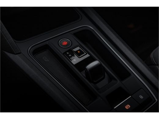 CUPRA Formentor 1.4 e-Hybrid VZ 245 PK Performance | Trekhaak | Carplay | Camera | Stoel en Stuurverwarming l Dod... ActivLease financial lease