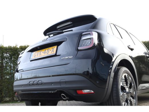 Fiat 600 1.2 Hybrid 110 La Prima | Adaptieve Cruise | Massage | Stoelverwarming | Camera | Navi | Keyless ... ActivLease financial lease