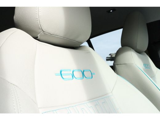 Fiat 600 1.2 Hybrid 110 La Prima | Adaptieve Cruise | Massage | Stoelverwarming | Camera | Navi | Keyless ... ActivLease financial lease