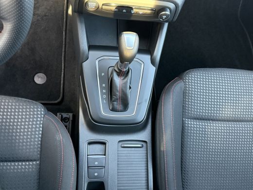 Ford Focus 1.0 EcoBoost Hybrid ST Line Automaat 155pk | Winter pack | Apdat. Cruise | Afneembare trekhaak | ... ActivLease financial lease