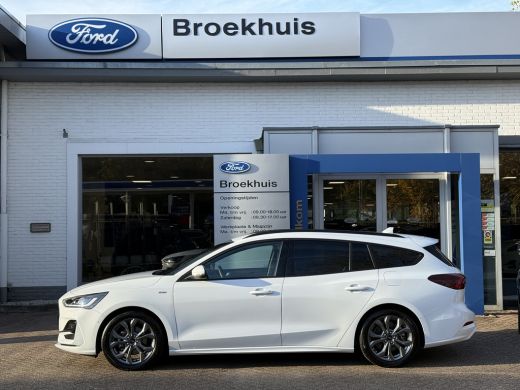Ford Focus 1.0 EcoBoost Hybrid ST Line Automaat 155pk | Winter pack | Apdat. Cruise | Afneembare trekhaak | ... ActivLease financial lease