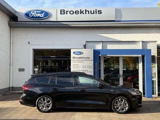 Ford Focus 1.0 EcoBoost Hybrid ST Line Automaat 155pk | Winterpack | Adapt. Cruise | Afneembare trekhaak | C... ActivLease financial lease