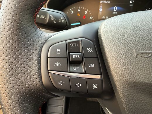 Ford Focus 1.0 EcoBoost Hybrid ST Line Automaat 155pk | Winterpack | Adapt. Cruise | Afneembare trekhaak | C... ActivLease financial lease